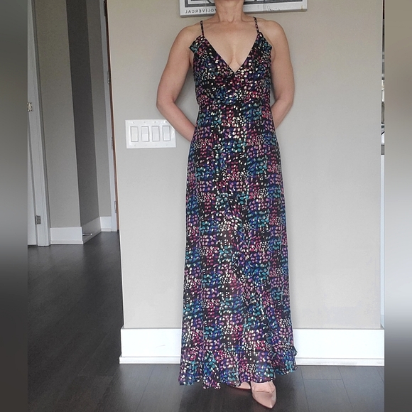 ๐ HOST PICK ๐ Molly Bracken Premium Maxi Dress ๐ - Picture 2 of 14